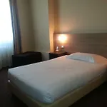 فندق Hll Lungolago Lecco-como