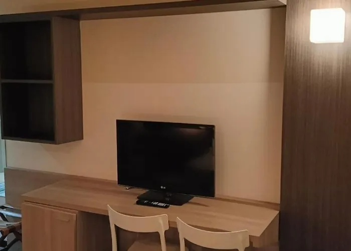 Hll Lungolago Lecco-como 酒店