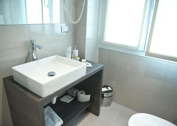 Hotel Hll Lungolago Lecco-como Lecco