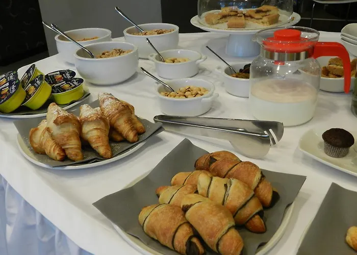 酒店 Hll Lungolago Lecco-como 莱科