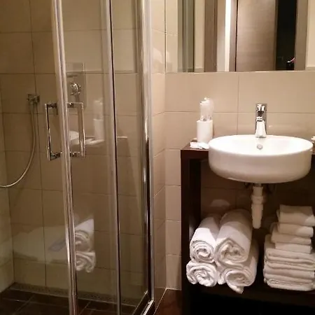 Hll Lungolago Lecco-como Hotel 3*