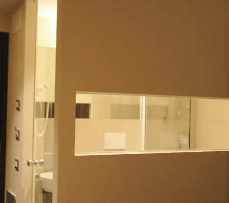 Hll Lungolago Lecco-como Hotel