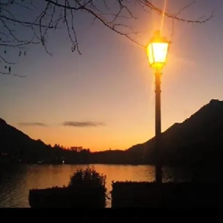 Hll Lungolago Lecco-como 3* レッコ