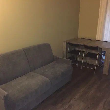 ホテル Hll Lungolago Lecco-como 3*