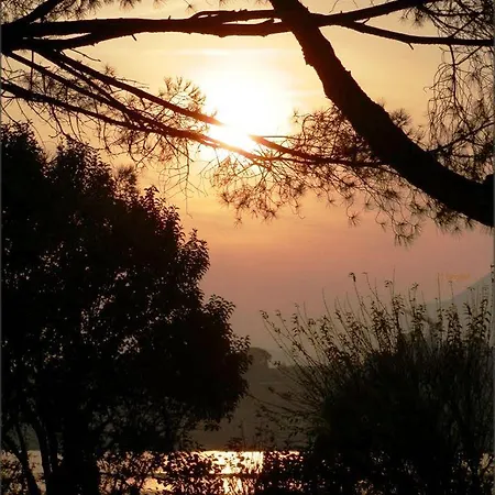 Hll Lungolago Lecco-como Hotel