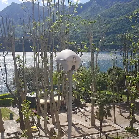 Hll Lungolago Lecco-como