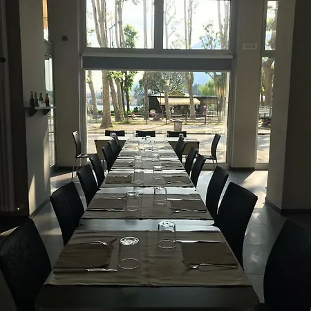 Hll Lungolago Lecco-como Hotel