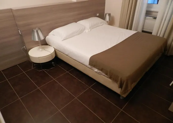 Hll Lungolago Lecco-como Hotel Lecco