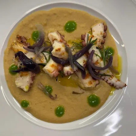 Hll Lungolago Lecco-como