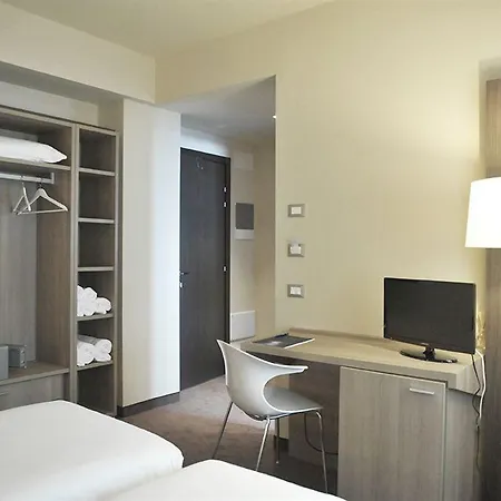 Hotel Hll Lungolago Lecco-como