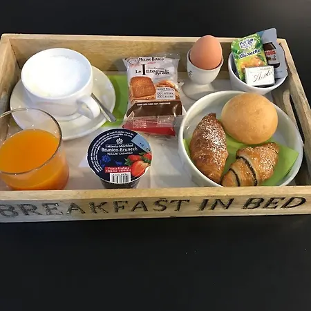 Hll Lungolago Lecco-como 3* Lecco