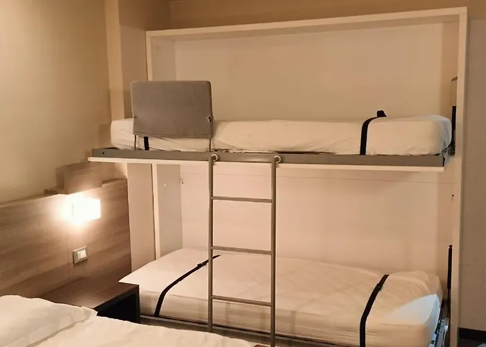 Hotell Hll Lungolago Lecco-como Lecco