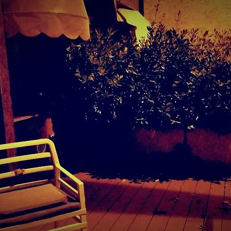 Hll Lungolago Hotel