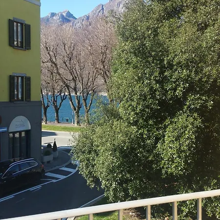 Hll Lungolago Lecco-como