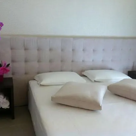 Hll Lungolago Hotel 3*